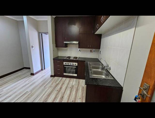 1 BEDROOM PROPERTY TO RENT IN DIE BULT